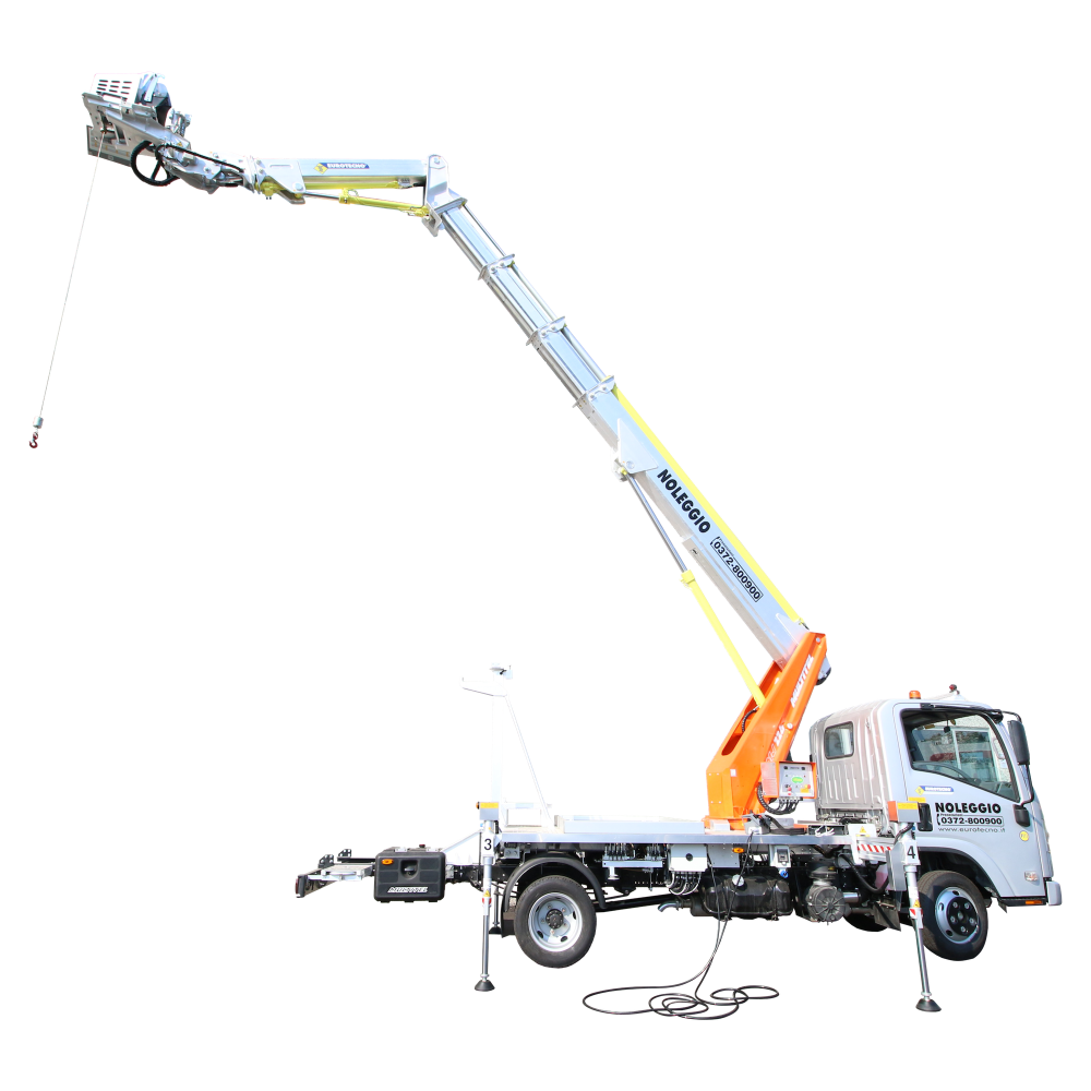 MJ226_PAGLIERO_ISUZU-Carrata-Tel.-Jib-205-m-IsuzuPag.png